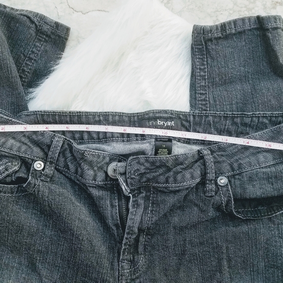 Lane Bryant distressed jeans size 16 - Picture 3 of 7